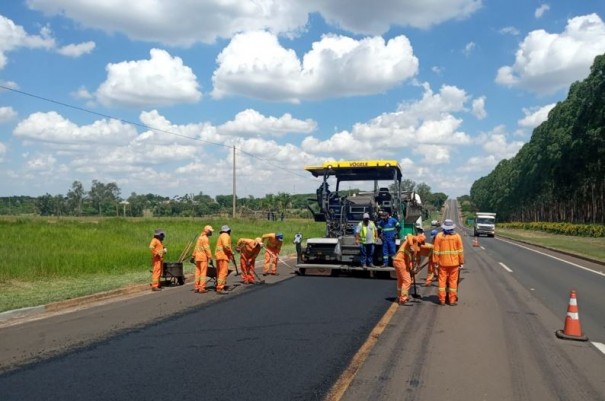 Obras t�m Pare e Siga na SP-294 e acessos na regi�o at� s�bado (29)
