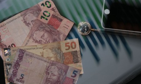 Mercado financeiro prevê que economia vai crescer 0,36% em 2022