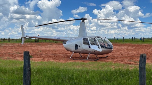 Opera��o Policial apreende helic�ptero com quase 250kg de coca�na e prende 3 homens em flagrante por tr�fico de droga 