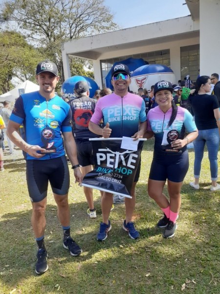 Ciclistas de Osvaldo Cruz participam de prova regional na cidade de Lins