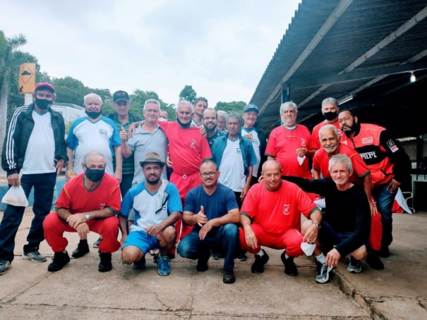 Equipes de Malha e Fustal Masculino Livre de Osvaldo Cruz disputam pelos Jogos Regionais