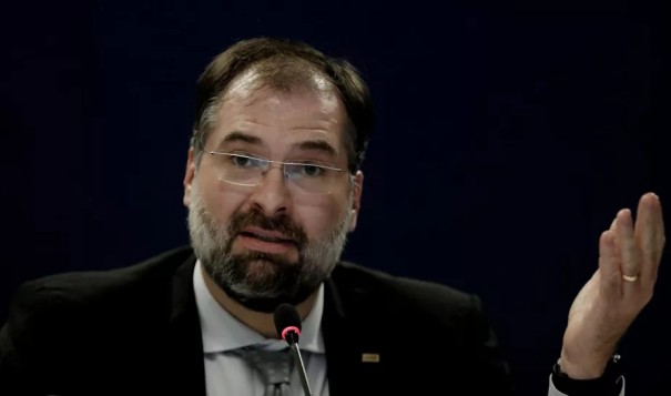 Presidente do Inep deixa o cargo