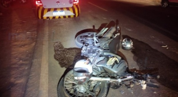 Duas pessoas ficaram gravemente feridas em acidente na vicinal que liga Tup� a Parnaso