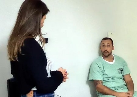 Vídeo mostra momento da prisão em flagrante de médico após estupro de grávida durante o parto