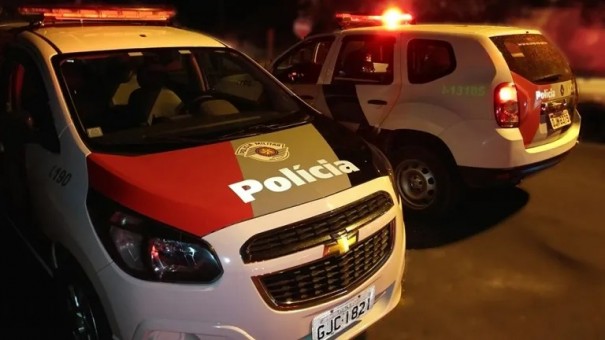 Encapuzados, indiv�duos roubam ch�cara, abusam de mulher e fogem