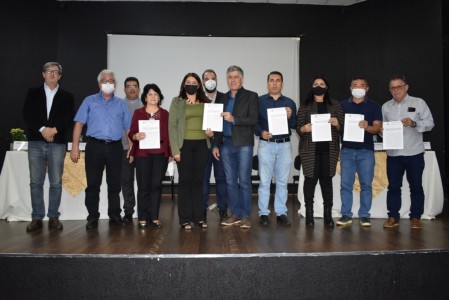 Osvaldo Cruz e municípios da região assinam convênio para implantação do serviço de residência inclusiva