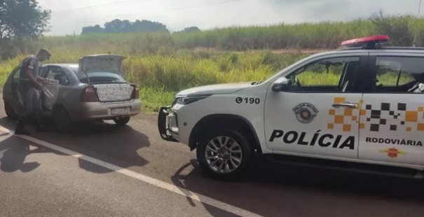 Polcia Rodoviria apreende 240 mil cigarros de origem estrangeira em Estrela do Norte
