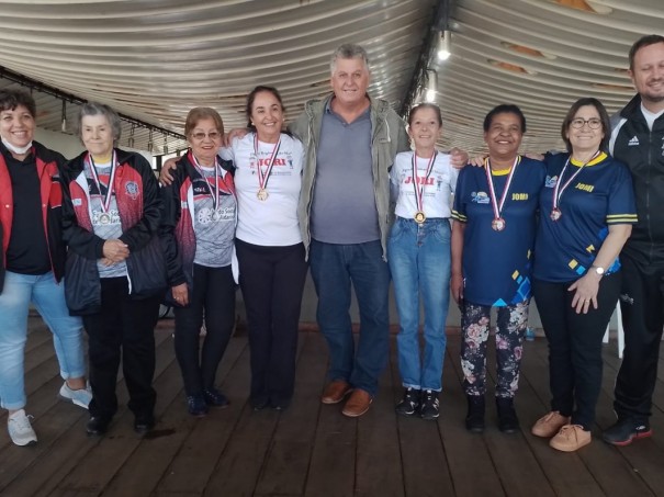 Dupla de Osvaldo Cruz vence fase regional e est classificada para a Final Estadual dos Jogos da Melhor Idade