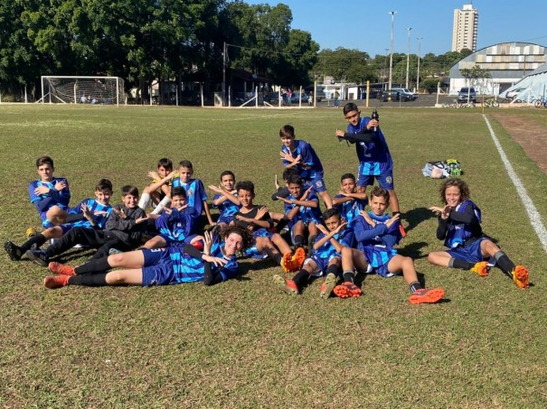 Equipe de futebol infantil de Osvaldo Cruz disputa quartas de final da Copa Jud