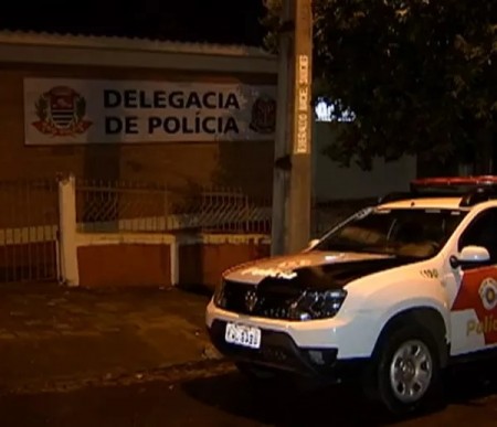 Esposa mata o marido a facadas no peito e acaba presa após chamar a polícia para prestar socorro à vítima
