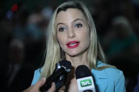 Juíza deixa caso de menina estuprada que foi impedida de abortar em SC