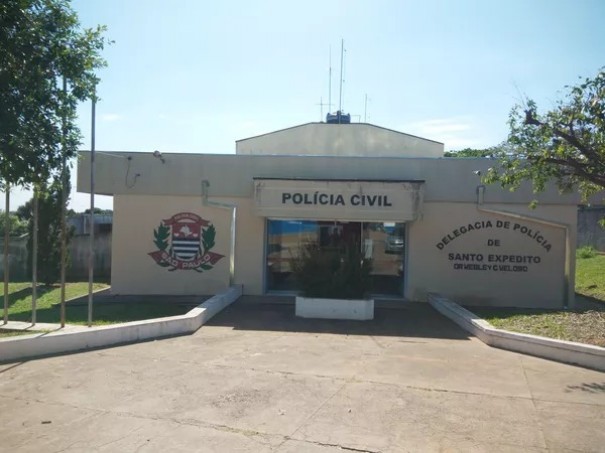 Suspeito de assassinar comerciante a tiros em Diadema  surpreendido e preso ao voltar para casa em Santo Expedito