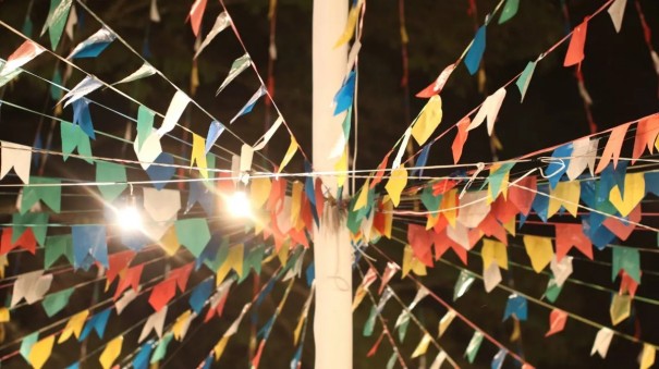 Energisa d orientaes de segurana com a energia eltrica durante festejos juninos  