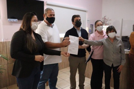 Vereadoras de OC oficializaram R$150 mil para a Rede Feminina de Combate ao Câncer 