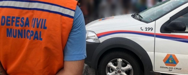 Famlia que perdeu pertences durante incndio em Osvaldo Cruz recebe ajuda da Defesa Civil