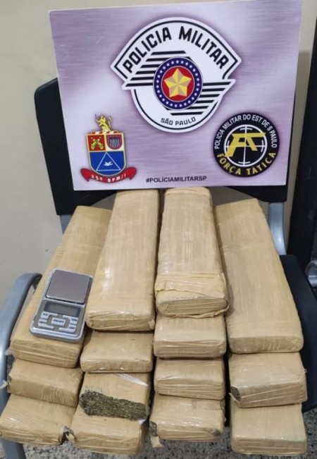 Rapaz e adolescente são flagrados com quase 18 quilos de maconha em Dracena