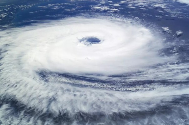 Aps naufrgio, homem morre vtima do ciclone Yakecan no RS