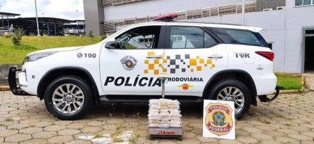 Fiscalização encontra carga de cocaína escondida em tanque de combustível de carro