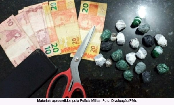 Rapaz de 19 anos  preso por trfico de drogas pela Polcia Militar em Luclia