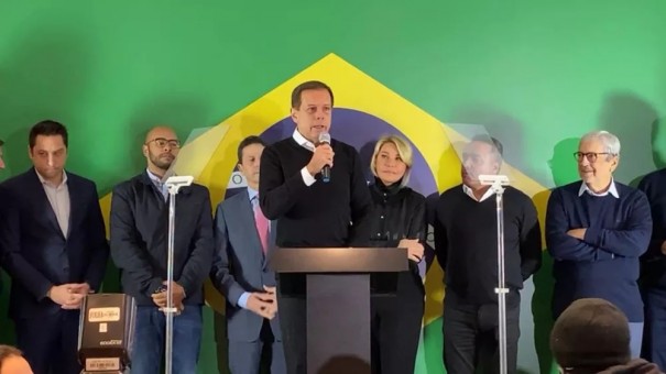 Joo Doria anuncia desistncia da pr-candidatura  Presidncia