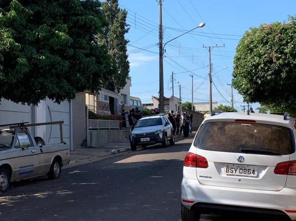 Operao contra fraudes em licitaes e desvios de verbas pblicas cumpre mandados de busca e apreenso