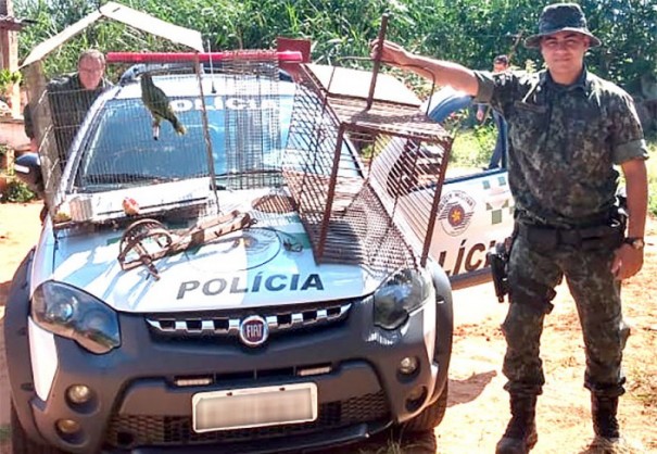 Morador de Iacri recebe multa de R$ 500,00 por manter ave silvestre em cativeiro 
