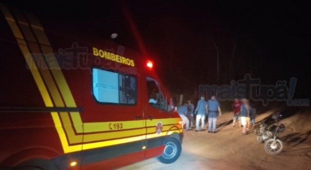 Motociclista fica ferido aps queda em estrada rural em Tup