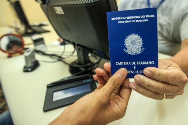 Executivo, Legislativo e Casul se renem para discutir planejamento que promover gerao de emprego e renda em Parapu