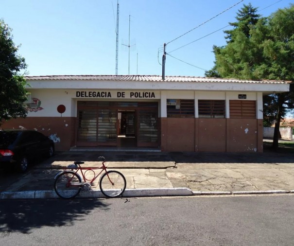 Inqurito policial investiga suposto caso de assdio envolvendo professor e alunas de escola estadual