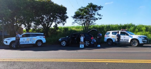 Fiscalizao apreende 20 mil maos de cigarros contrabandeados na Rodovia Assis Chateaubriand