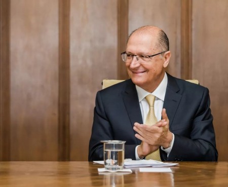 Alckmin se encontra com Siqueira e acerta filiação com PSB para ser vice de Lula
