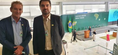 Presidente da Amnap participa de encontro das associações de municípios com governo federal