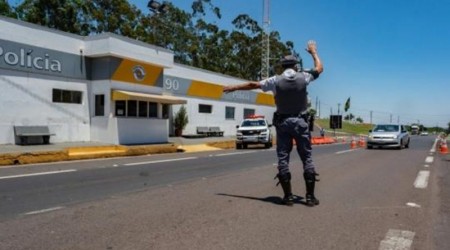 Polícia Rodoviária apresenta primeiro balanço da Operação Carnaval 2022 na região