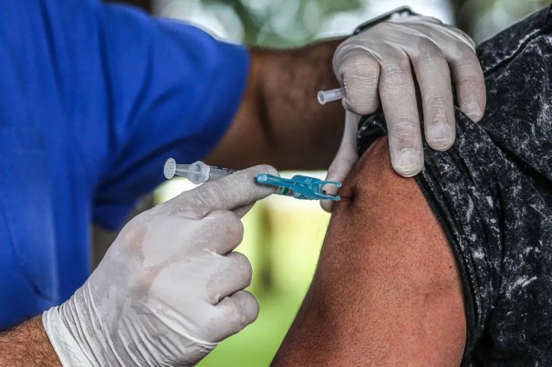 Secretaria de Sade de Osvaldo Cruz inicia vacinao contra a Gripe para maiores de 80 anos