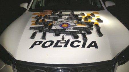 Falso Juiz de Direito é preso com 10 pistolas na rodovia SP-333