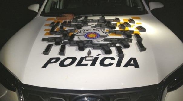 Falso Juiz de Direito  preso com 10 pistolas na rodovia SP-333