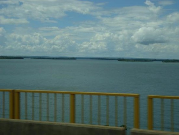 Durante pescaria, homem cai no Rio Paran e morre afogado