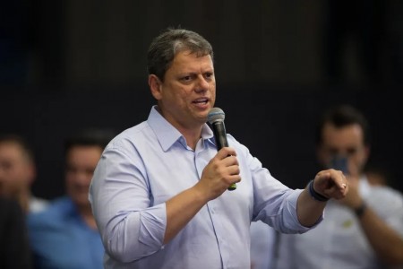 Tarcísio começa primeira transição de governo de SP em quase três décadas