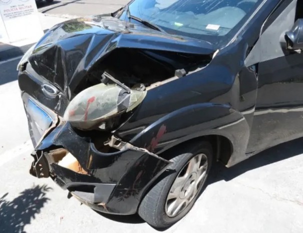 Homem � preso por tentativa de homic�dio ap�s esfaquear conhecido no pesco�o