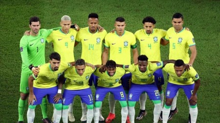 Brasil vence a Suíça e garante vaga nas oitavas da Copa do Mundo