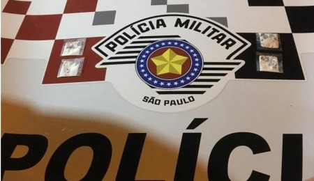 Jovem é detido com drogas em Osvaldo Cruz