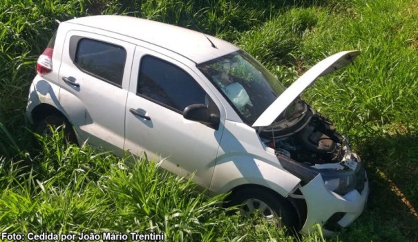 Motorista sai ileso de acidente na SP-294, em Herculndia