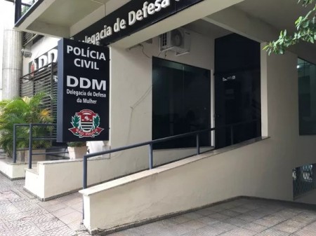 Homem de 21 anos é preso em flagrante por ameaça e injúria contra a própria mãe em Presidente Prudente