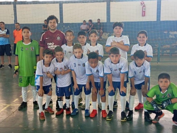 Equipes da escolinha municipal de futsal de Osvaldo Cruz disputam nova rodada da Copa Jud de Futsal