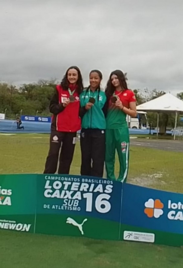 Atleta osvaldocruzense Laura Fernanda sagrou-se Campe Brasileira de Atletismo Sub-16