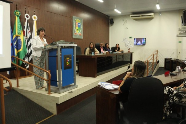 Cmara de Osvaldo Cruz lana Frente Parlamentar em Defesa dos Direitos das Mulheres 