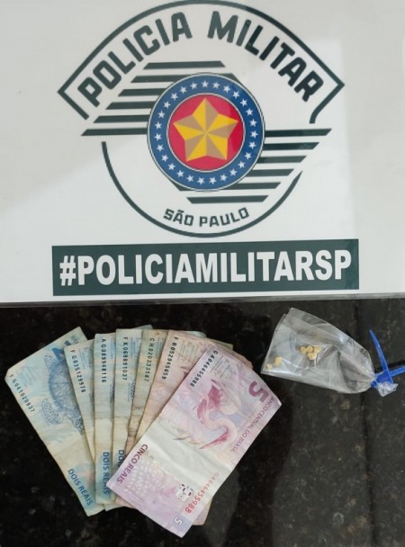 Polícia Militar registra ocorrência de porte de drogas e resistência em Osvaldo Cruz