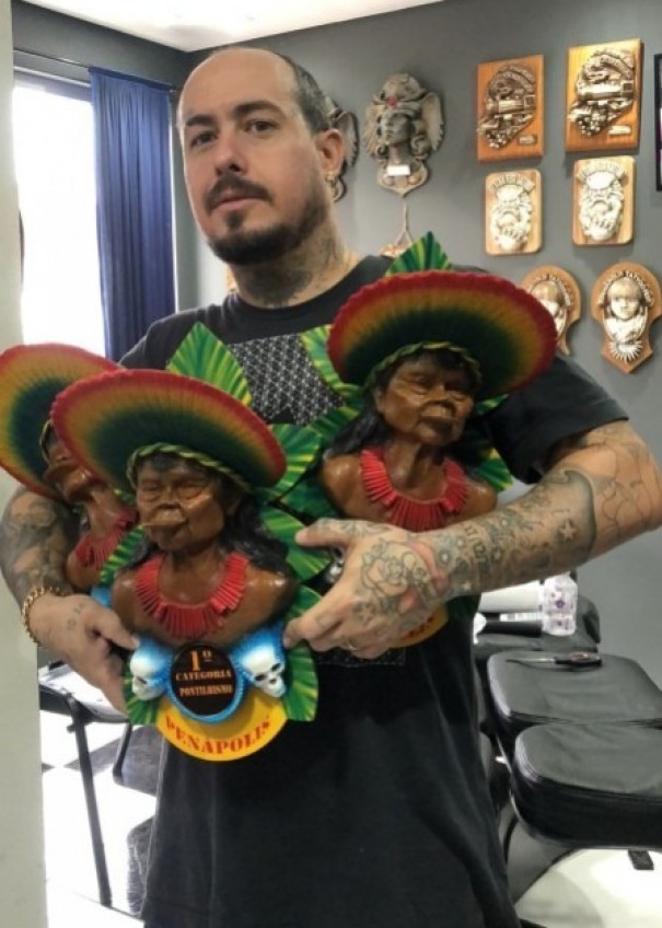 Tatuador de Osvaldo Cruz ganha prmios em Penpolis