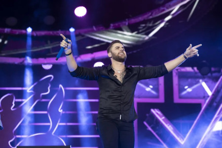 Fratura na costela e observaÃ§Ã£o na UTI: o que se sabe sobre o estado de saÃºde de ZÃ© Neto