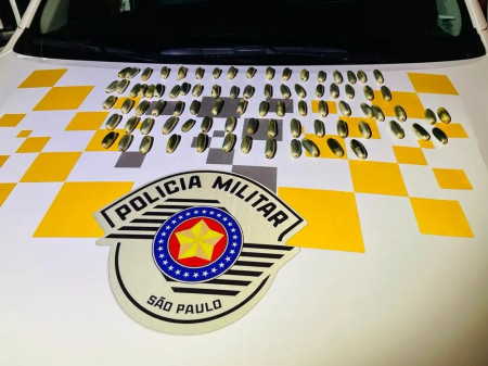 Passageiro Ã© preso com 75 cÃ¡psulas de cocaÃ­na no estÃ´mago em Ã´nibus interestadual, em Pres. EpitÃ¡cio